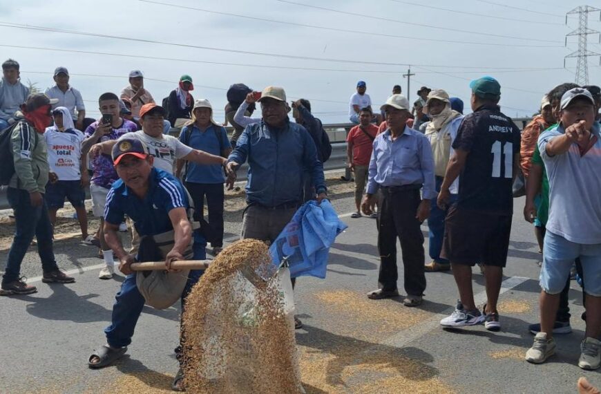 Movilizaciones por el paro agrario en Perú de productores arroceros ante la crisis de precios.
